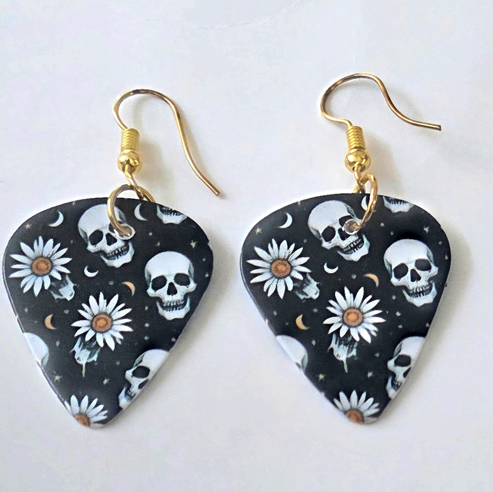 Guitar Pick Dangle Earrings with Skulls and White Daisies Drop Earrings - NWOT